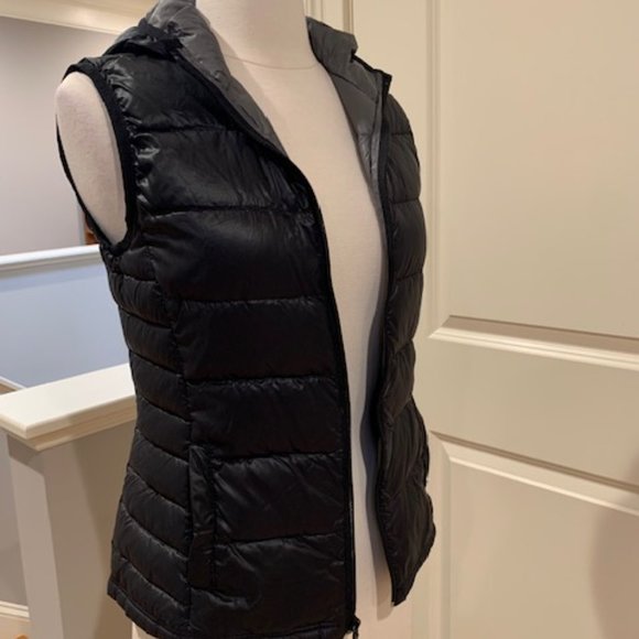 Peace Love Chill Packable Down Puffer Vest with Hood - Picture 3 of 12